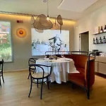 Ξενοδοχείο Opera 4*