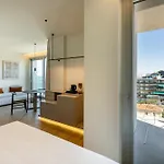 Ξενοδοχείο Opera 4*